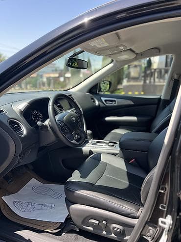 Nissan Pathfinder: 2018 г., 3.5 л, Автомат, Бензин, Кроссовер — 7