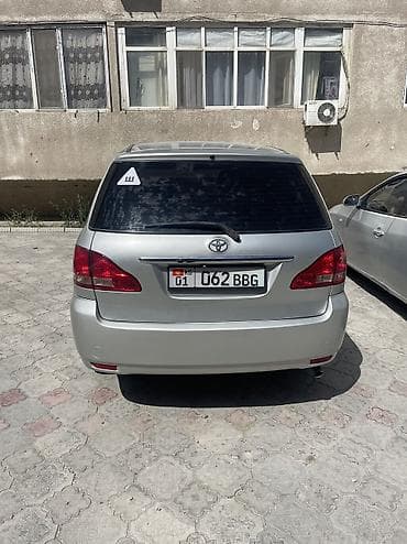 Toyota Avensis Verso: 2002 г., 0.2 - engine capacity л, Автомат, Бензин, Вэн/Минивэн — 6