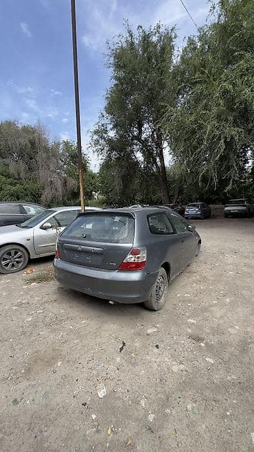 бити машина: Honda Civic: 2004 г. — 3