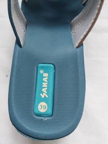 шлепка: Продаю женские сланцы Sahab (Таиланд). Размер 39. Новые (не подошел — 6