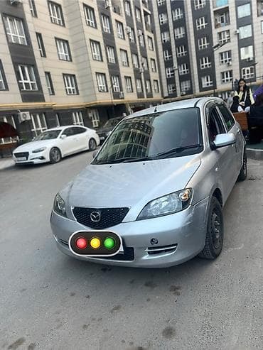 битон миксер: Mazda Verisa: 2003 г., 1.5 л, Вариатор, Бензин, Хэтчбэк — 4