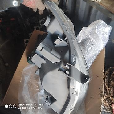 lada 10: Комплект передних фар Toyota 2003 г., Новый, Аналог, Китай — 4