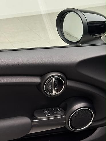 mini cuper: Mini Cooper: 2021 г., 1.5 л, Автомат, Бензин, Хэтчбэк — 4