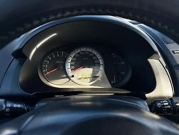 авто сатылат: Mazda 5: 2005 г., 2 л, Кол менен иштөөчү, Газ, Вэн/Минивэн — 10