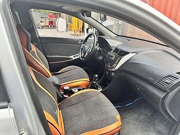 zero x neo: Hyundai Accent: 2012 г., 1.6 л, Механика, Газ, Седан — 3