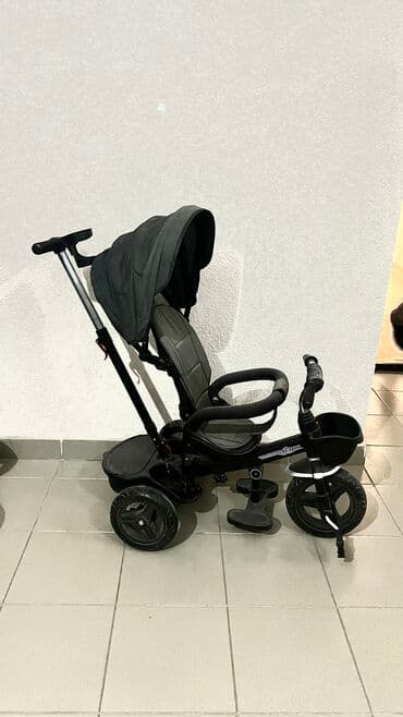 подножка для второго ребёнка: Коляска-велосипед Регулируется спинка, козырек можно снять. Ребенок — 1