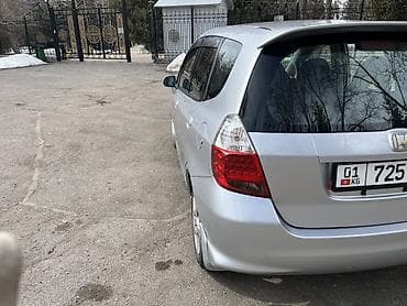 чанган уни к: Honda Fit: 2004 г., 1.3 л, Вариатор, Бензин, Хетчбек — 6