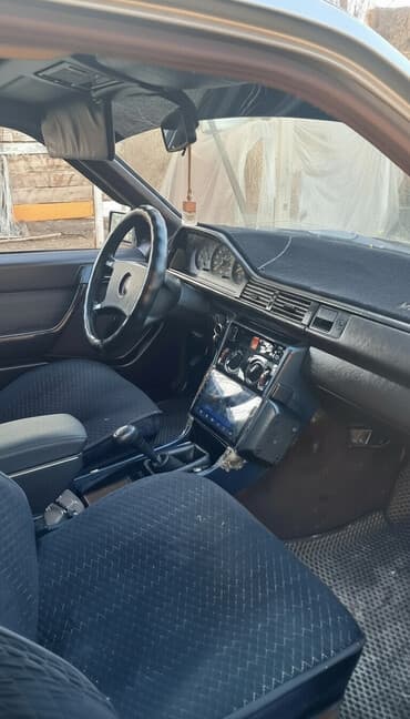 продаю мерседес сапог всё модели бишкек: Mercedes-Benz W124: 1990 г., 2.3 л, Механика, Бензиновая, Седан — 6