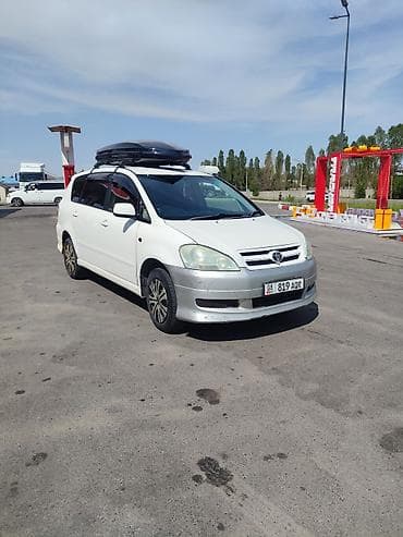 Продажа авто: Toyota Ipsum: 2002 г., 2.4 л, Автомат, Бензин, Минивэн — 7