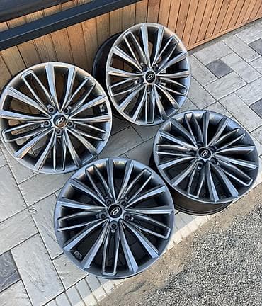 Диски: Литые Диски R 19 Hyundai, Комплект, отверстий - 5, Б/у — 3
