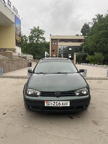 Volkswagen Golf: 1998 г., 1.6 л, Механика, Бензин, Хэтчбэк