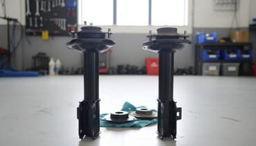 Опорная подушка амортизатора Nissan 2005 г., Б/у, Оригинал, США