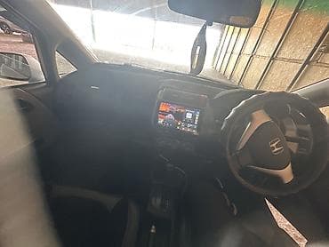 Продажа авто: Honda Fit: 2003 г., Автомат, Бензин, Хэтчбэк — 5