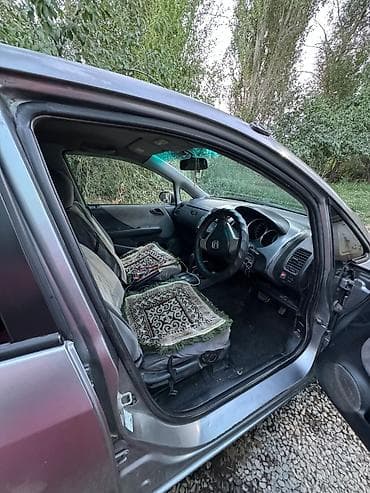 обмен на жазз: Honda Fit: 2003 г., 1.3 л, Автомат, Бензин, Хэтчбэк — 4