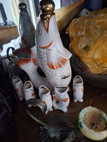 Набор винтажной посуды и барной утвари. Состав: - Фарфоровый сервиз