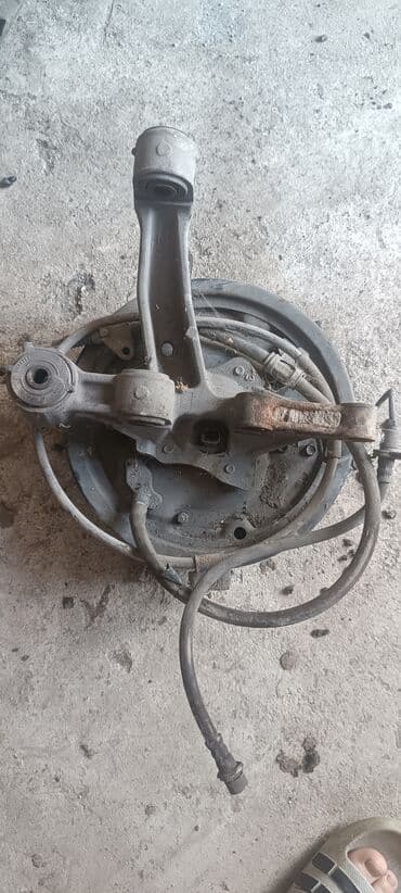 Другой транспорт: Задняя левая Ступица Mercedes-Benz 1993 г., Б/у, Оригинал, Германия — 1