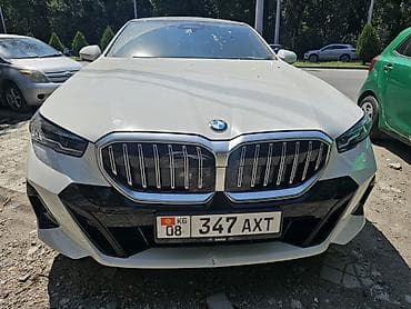 крышка бак: BMW 5 series: 2023 г., 2 л, Робот, Бензин, Седан — 1