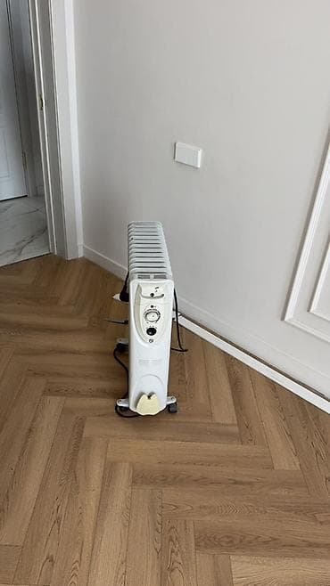 Техника для уборки: Масляный обогреватель Ballu, Кол-во секций: 10 и более — 1