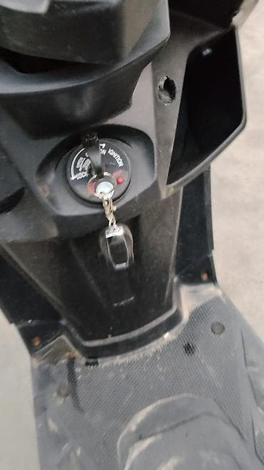 насатка глушителя: Скутер/мопед городского типа, спортивный дизайн. Основные — 3