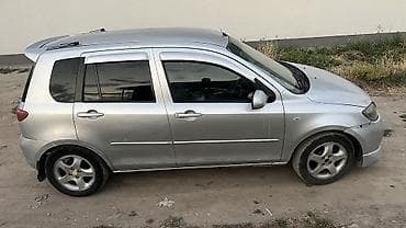Mazda Demio: 2003 г., 1.5 л, Автомат, Бензин, Хэтчбэк — 3