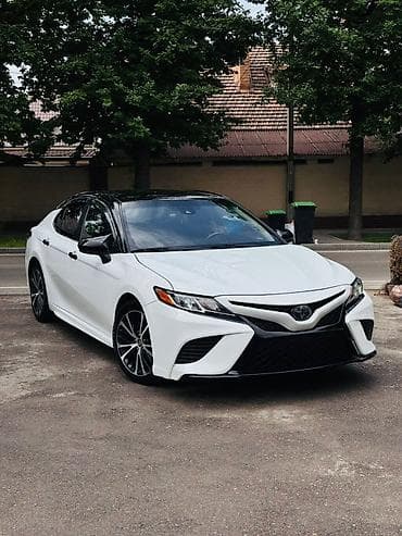 170: Toyota Camry: 2018 г., 2.5 л, Автомат, Бензин, Седан — 1