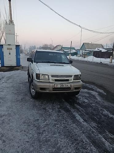 Isuzu Bighorn: 2000 г., 2.9 л, Автомат, Дизель, Внедорожник