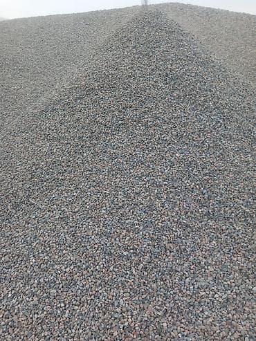 Декор и интерьер: Щебень фракции 5–20 мм (смесь окатышей и остроугольных зерен) — 5