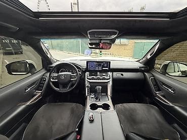 Toyota Land Cruiser: 2022 г., 3.5 л, Автомат, Бензин, Внедорожник — 10