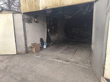 Продаю капитальный гараж с кирпича (со смотровой ямой). Район Аламедин