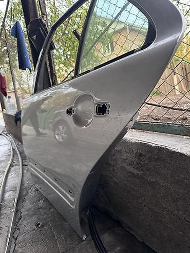 Дверь Задняя правая Mercedes-Benz