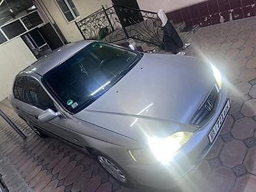 клим: Honda Accord: 2002 г., 1.8 л, Механика, Бензин, Седан — 5