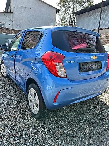 corolla 2016: Chevrolet Spark: 2016 г., 1 л, Вариатор, Бензин, Хэтчбэк — 5
