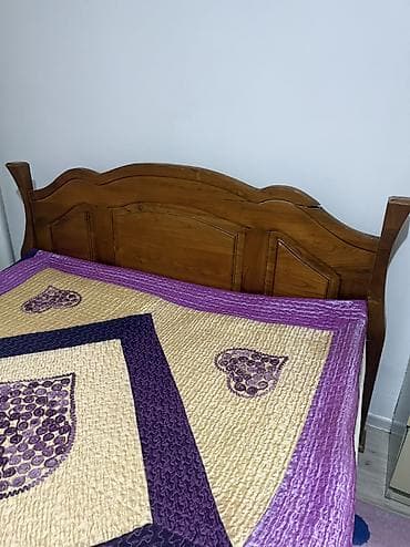 used bed: Двуспальная кровать, Б/у, С матрасом, длина - 2 см — 4