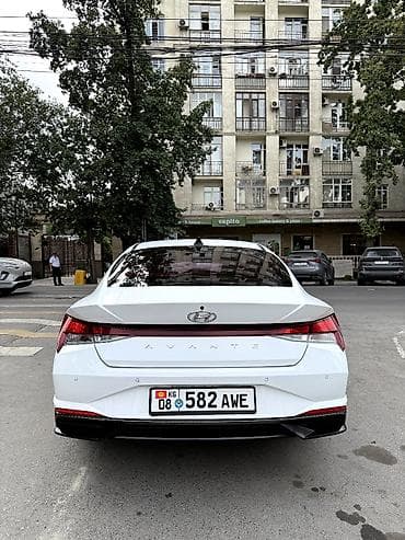 byd e2 2022: Hyundai Elantra: 2021 г., 1.6 л, Автомат, Бензин, Седан — 5