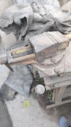 Генераторы: Тиски слесарные поворотные, массивные. - Тип: тиски верстачные с — 2