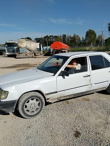 sp 4: Mercedes-Benz W124: 1988 г., 2.3 л, Механика, Седан — 1