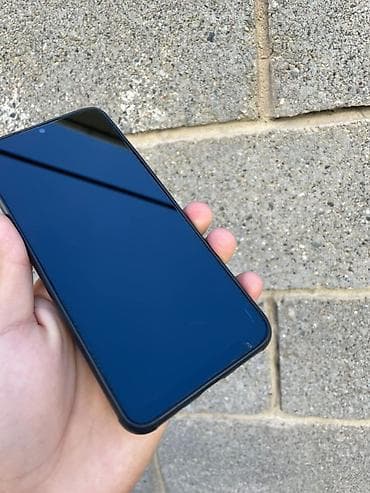 интерактив: Redmi, Redmi 12C, Б/у, 64 ГБ, цвет - Черный, 2 SIM — 3