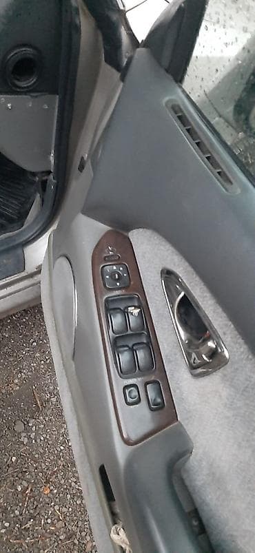 Транспорт: Mitsubishi Diamante: 1995 г., 2.5 л, Автомат, Бензин, Седан — 6
