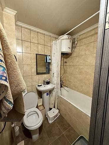 квартира 3 комнатные: 3 комнаты, 58 м², 104 серия, 1 этаж, Косметический ремонт — 8