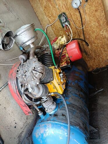 Продаю компрессор СССР состояние отличное