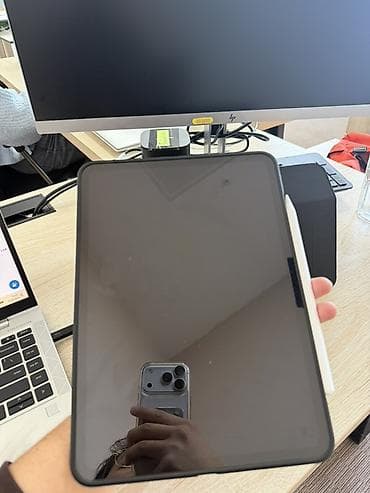 скупка эпл: Планшет, Apple, память 256 ГБ, 10" - 11", Wi-Fi, Б/у, Классический цвет - Серебристый — 2