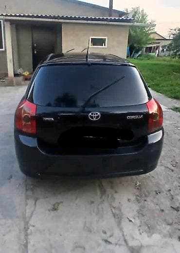 решетка авенсис: Toyota Corolla: 2004 г., 1.8 л, Механика, Бензин, Хэтчбэк — 7