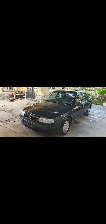 Opel Vectra: 1994 г., Механика, Бензин, Седан