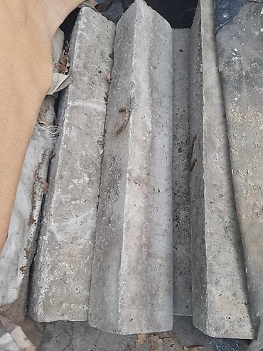 Продаю тратуарные бордюры. 1шт -650с можно ставить подконтейнер