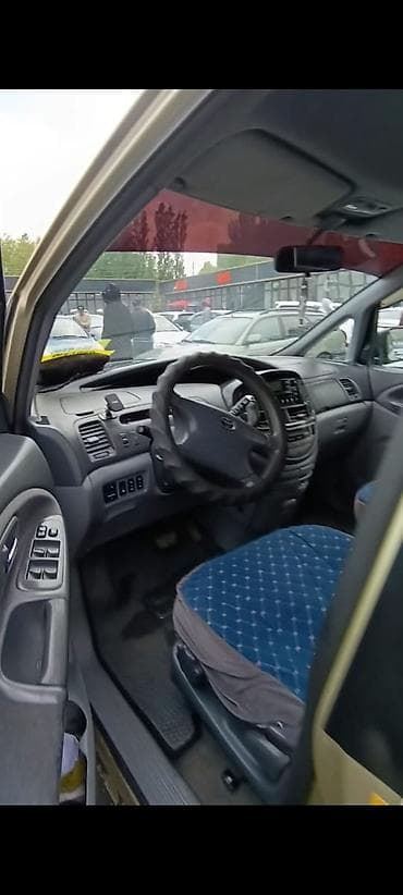 Транспорт: Toyota Previa: 2002 г., 2.5 л, Автомат, Бензин, Минивэн — 3