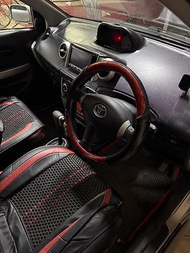 mini car: Toyota Ist: 2003 г., 1.5 л, Автомат, Хэтчбэк — 4
