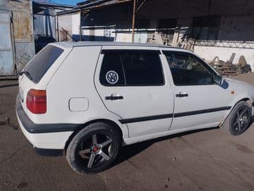 самые дорогие машины в кыргызстане: Volkswagen Golf: 1993 г., 1.8 л, Бензиновая, Хэтчбэк — 4