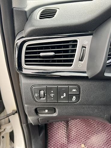 mazda demio 2003: Kia Niro: 2017 г., 1.6 л, Автомат, Гибрид, Кроссовер — 10