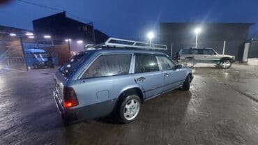 салон от мерса: Mercedes-Benz W124: 1988 г., 2.3 л, Механика, Газ, Универсал — 7