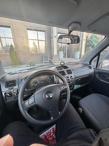 Транспорт: Suzuki Wagon R: 2005 г., 1.3 л, Кол менен иштөөчү, Бензин, Хетчбек — 4